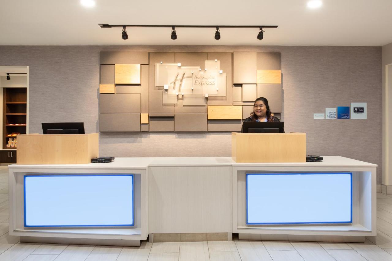 Holiday Inn Express & Suites Lincoln City By Ihg Exterior foto