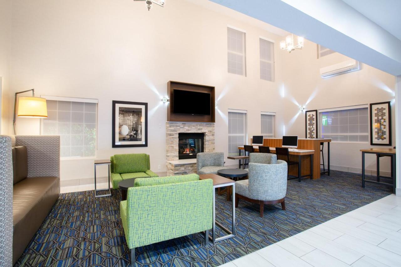 Holiday Inn Express & Suites Lincoln City By Ihg Exterior foto